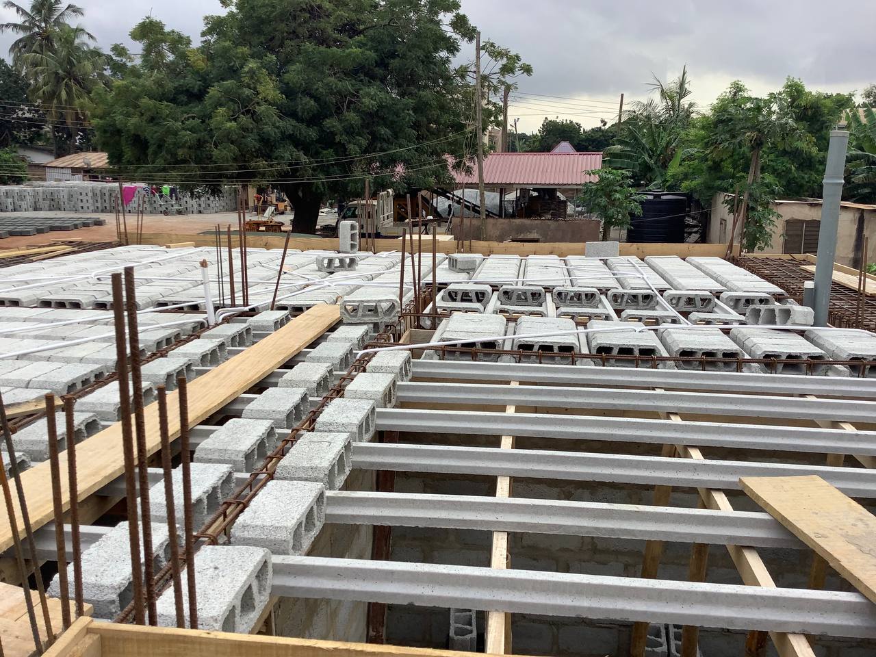 photo_5852611308896239072_y